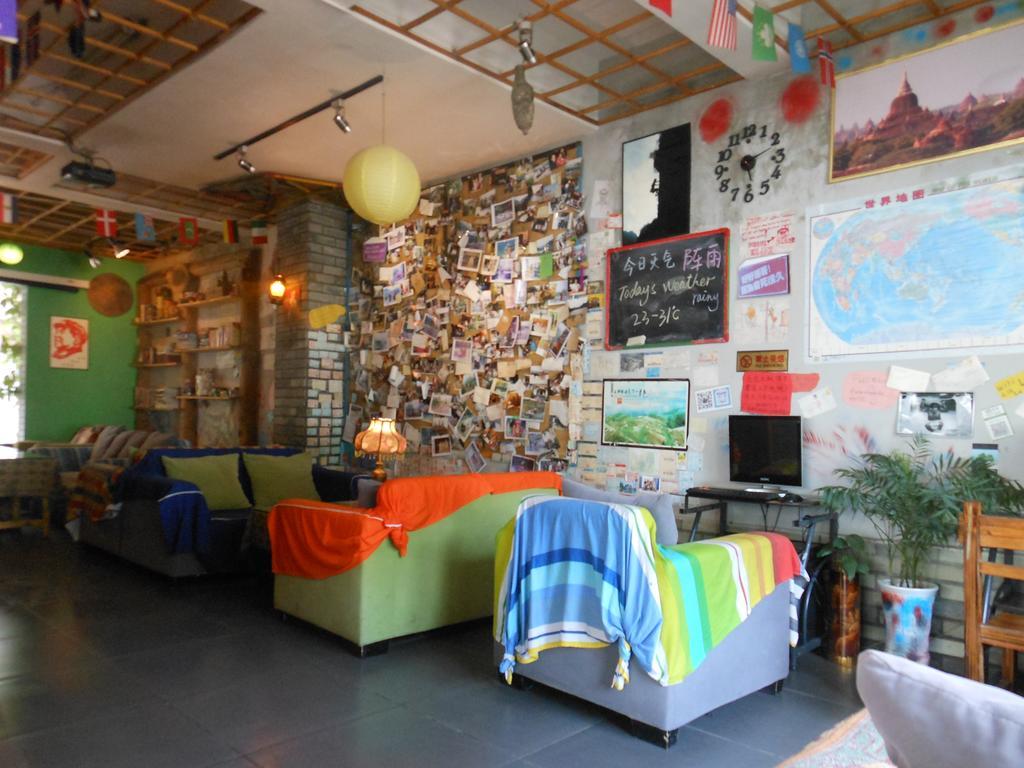 Yangshuo Travellers Land Youth Hostel Eksteriør bilde